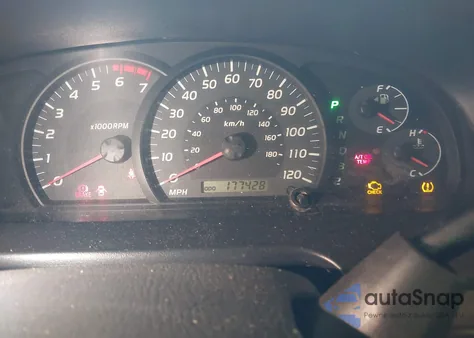 2005 Toyota Tundra Sr5 V8 z USA, uszkodzony, nr VIN 5TBDT44185S499405